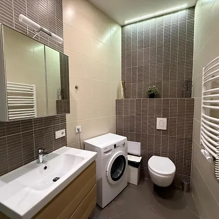 Next To Freedom Monument - 1 Bedroom 4 Guests - Location * 里加