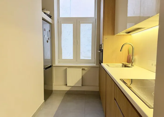 Next To Freedom Monument - 1 Bedroom 4 Guests - Location * Riga